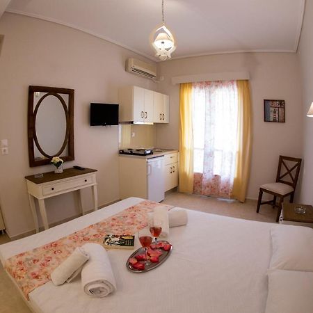 Aparthotel Bellarias House à Nydri  Extérieur photo