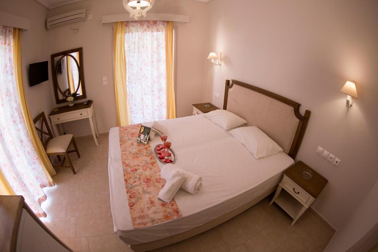 Aparthotel Bellarias House à Nydri  Extérieur photo