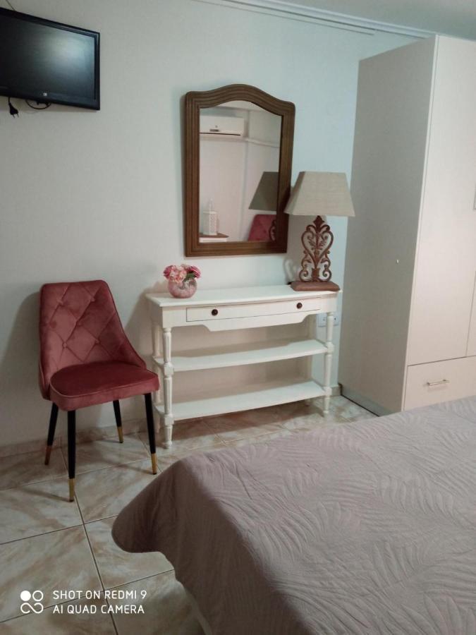 Aparthotel Bellarias House à Nydri  Extérieur photo